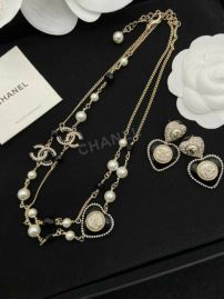 Picture of Chanel Sets _SKUChanelsuits09cly916256